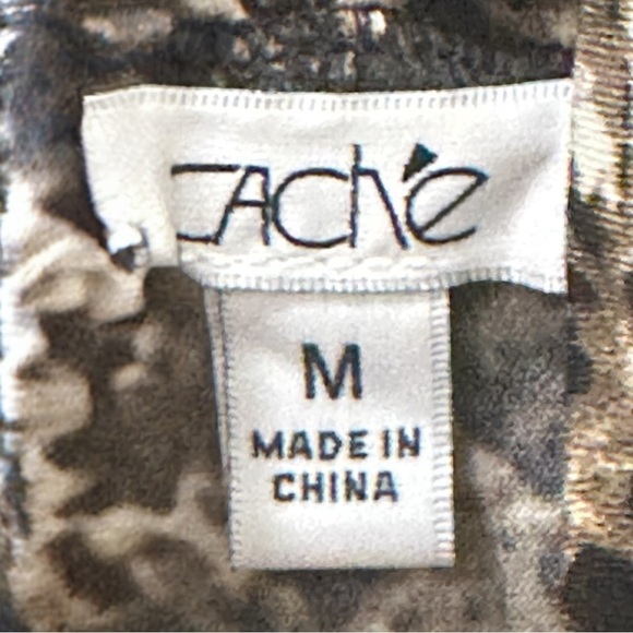 Women’s Cach’e Mock Neck Fitted Snake Print Top Size Medium - Picture 5 of 5